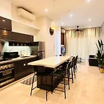 Lucentia Residence Holyday In Kl